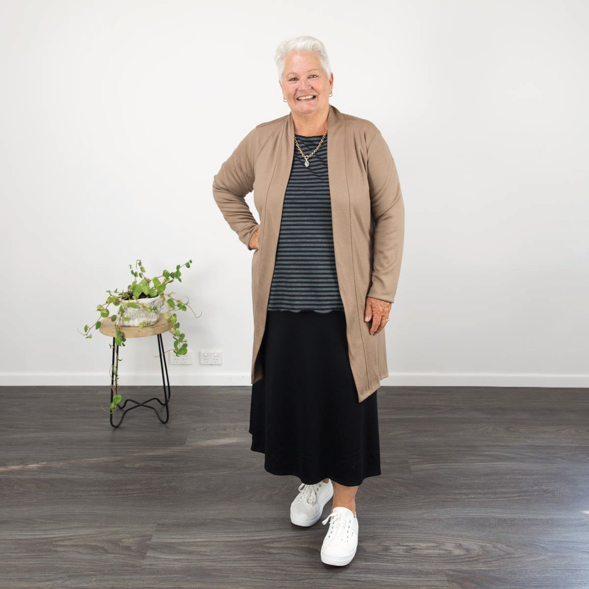 Merino Long Swing Jacket Taupe