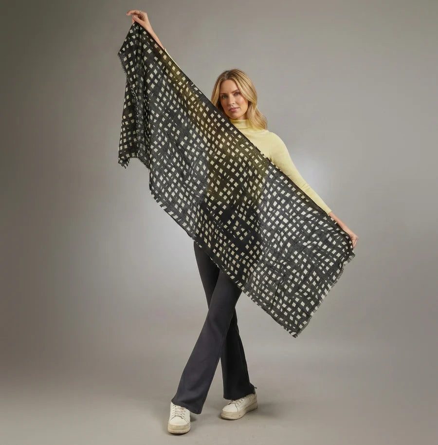 # 10010 BLyton Merino Wool Scarf