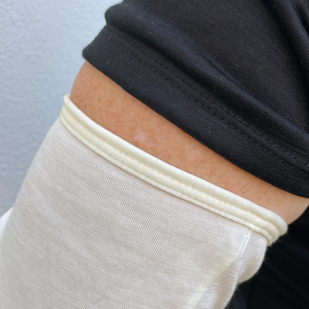 100% Merino Wool Sun Sleeve