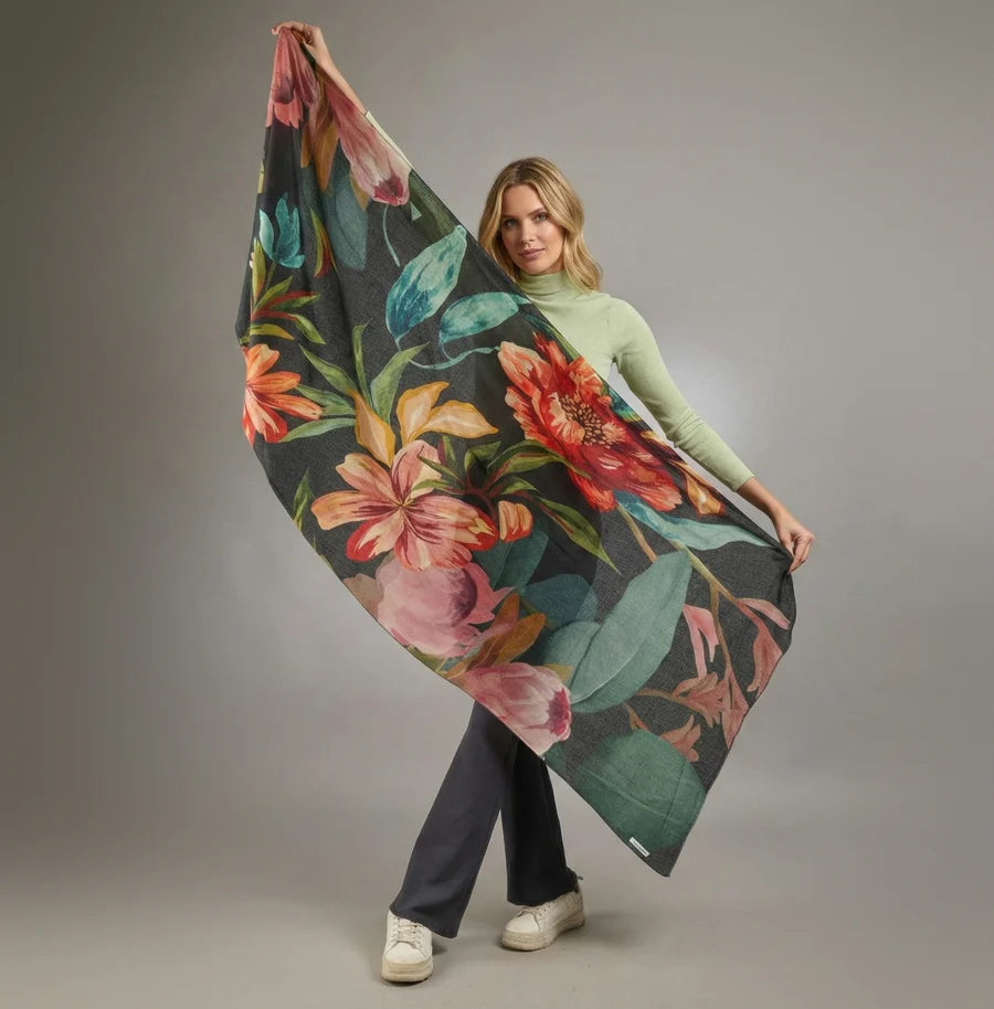 # 10014 Clarine Merino Wool Scarf