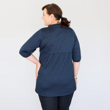 Load image into Gallery viewer, Womens Merino Tunic Top Navy
