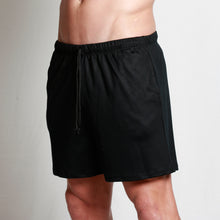 Load image into Gallery viewer, Merino Shorts black

