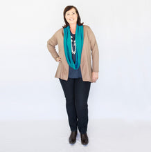 Load image into Gallery viewer, Merino Short Swing Jacket
