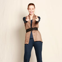Load image into Gallery viewer, Merino Swing Vest
