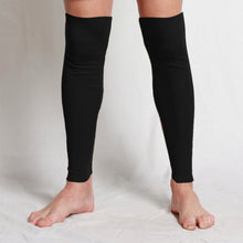 Load image into Gallery viewer, Merino Leg Warmers Black
