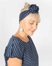Load image into Gallery viewer, #720s Stripe Scarf
